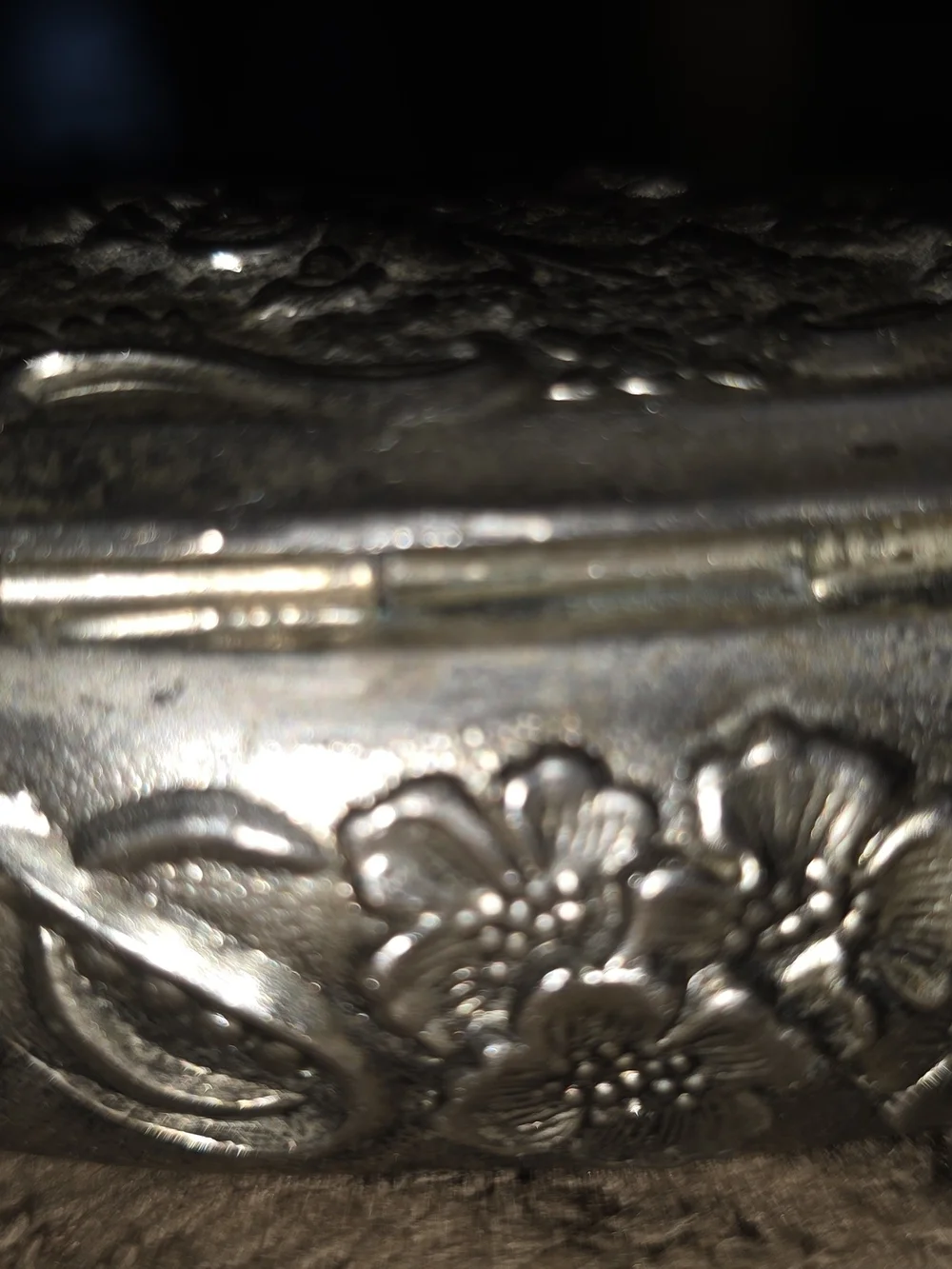 Source Unknown Vintage Silver Floral Embossed Jewelry Box with Red Lining